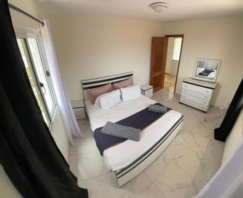 Santiago Apartment | La maison paisible