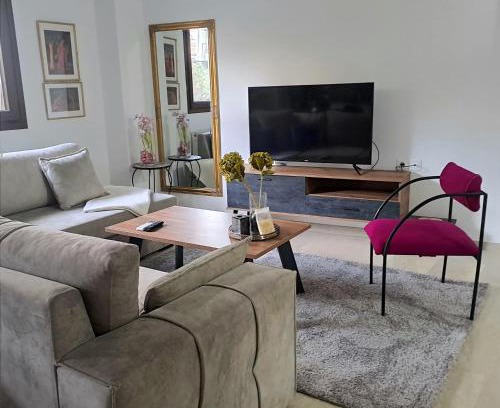 Florina Apartment | La Maisonette, Florina Center