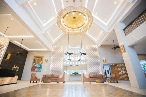 Tarlac Hotel | La Maja Rica Hotel
