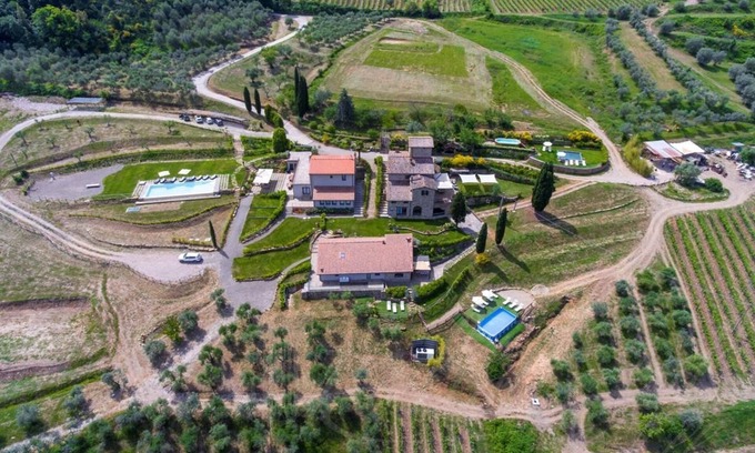 Panzano in Chianti Villa | La Marcellina Estate in Tuscany by Fantasia Villas