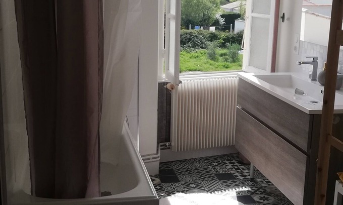 Marsilly House | La Marselloise
