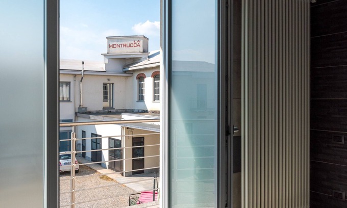 Caselle Torinese House | La Montrucca camere