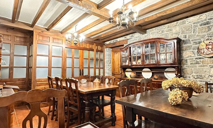 Tornon House | La Nozal de la Peña