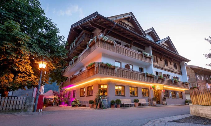 Stumm Hotel | La Pasta Hotel Restaurant