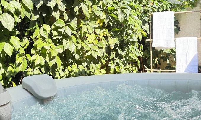 Lunel Apartment | La Perle° Jacuzzi WiFi Parking PV