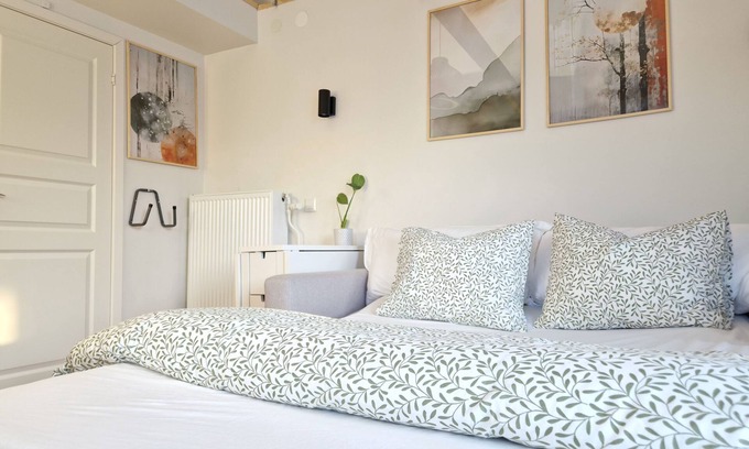 Haninge Cottage | La Petite bohéme with parking near nature