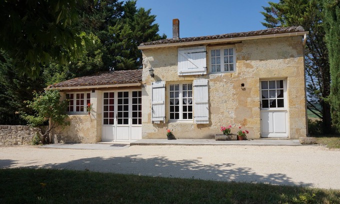 Saint-Puy House | La Petite Maison -Gîtes 2 to 4 people - Gers
