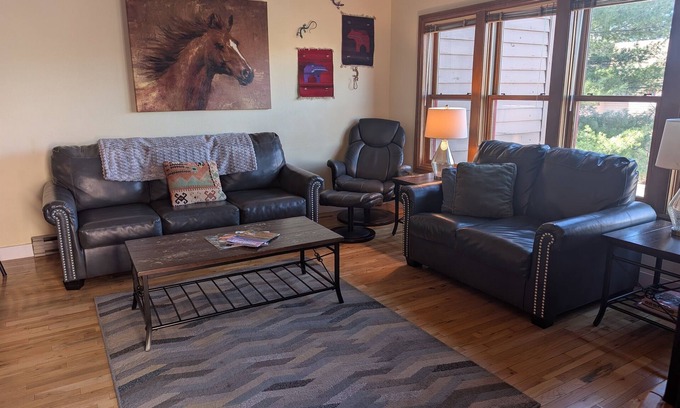 Durango Condo | La Plata Views | In-Town | Pool | Hot Tub