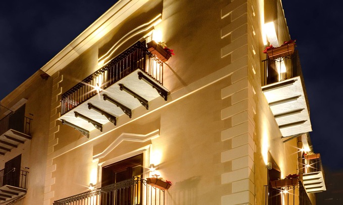 Old Town Hotel | La Plumeria Hotel