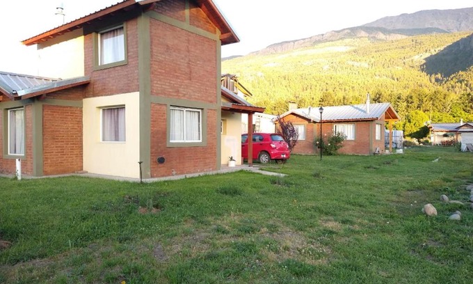 El Bolson Ski Chalet | La posada de Icha