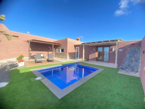 Antigua House | La Pradera