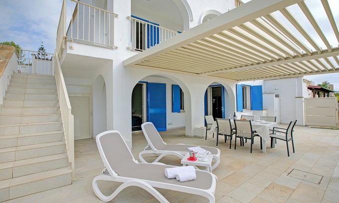 Marina di Pescoluse House | La Primula Apartment 1 Sea View, Salve, Italy