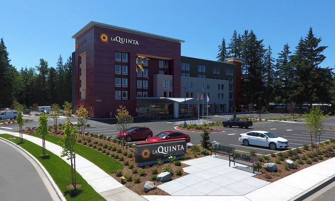 Marysville Hotel | La Quinta Inn & Suites by Wyndham Marysville