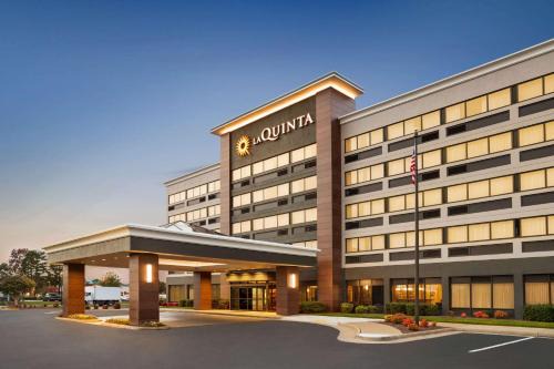 North Chesterfield Hotel | La Quinta Inn & Suites by Wyndham Richmond-Midlothian