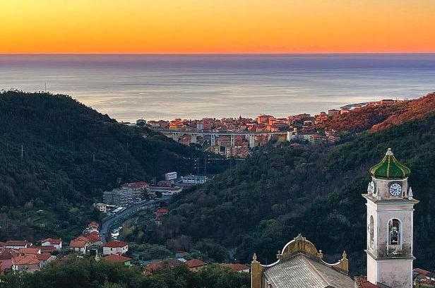 Varazze House | La Roccia Fiorita Appartamento con giardino e Jacuzzi