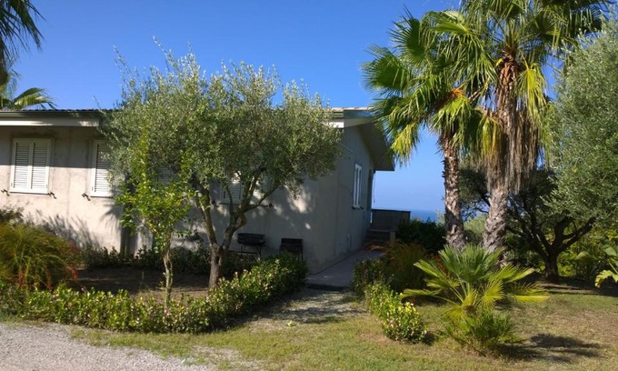 Santa Maria House | La scogliera del capo