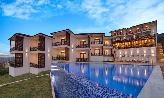 Amfithea Hotel | La Suite Boutique Hotel & Spa