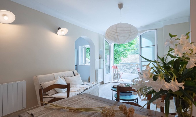 Cucuron House | LA Suite Damour Cucuron : une Maison de Village