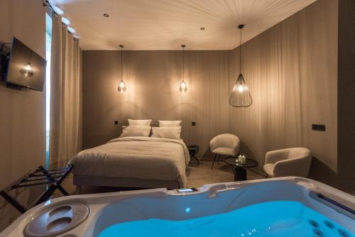 Saint-Lambert Apartment | La suite jacuzzi