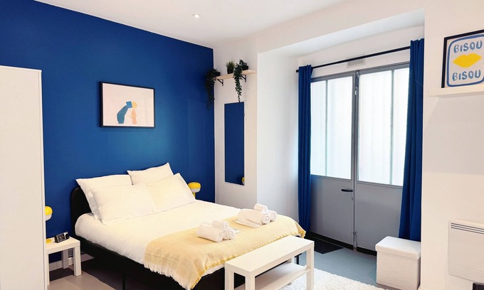 Sete Apartment | La Suite Sétoise - Your elegant escape in the heart of Sète.