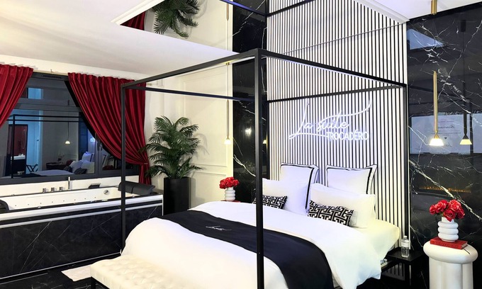 Passy Apartment | La Suite Trocadero - Private Jaccuzi