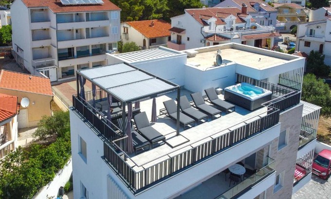 Promajna Apartment | La Suites