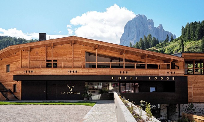 Santa Cristina Val Gardena House | La Tambra B&B Residence - central with Restaurant