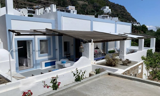 Panarea Villa | La Tana - Panarea