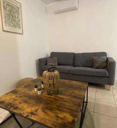 Faubourg Saint-Jacques Apartment | La Terrasse - Centre-ville proche gare
