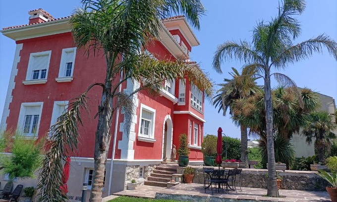 San Roman de la Llanilla House | La Torre del Indiano-Villa-