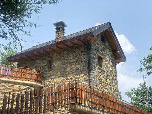 Rota d'Imagna Ski Chalet | LA TORRE DEL MANGHEN: Agri-alloggio indipendente