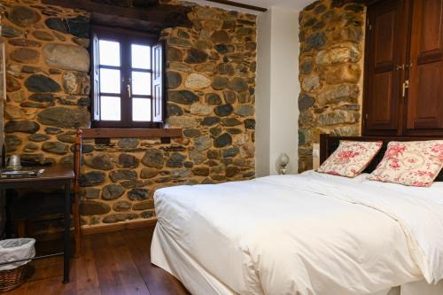 Carracedelo Hotel | La Tronera del Bierzo Restaurante-Hotel
