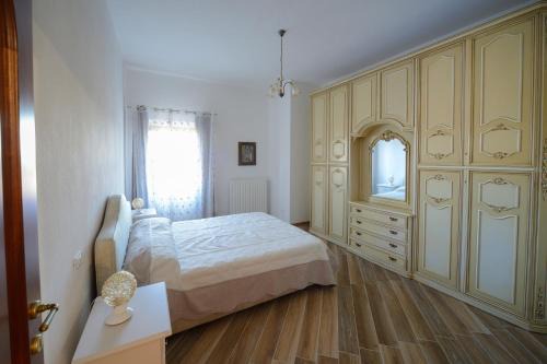 Perignano House | La Vecchia cantina Guzzardi