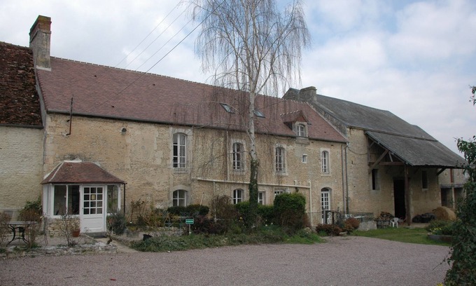 Fresne-la-Mere Bed & Breakfast | La Vieille Ferme
