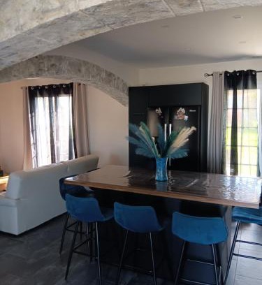 Saint-Victor Villa | La villa des jonquilles
