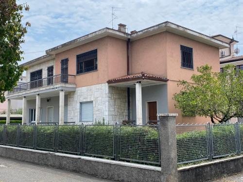 Mompiano House | La VILLA REGAL