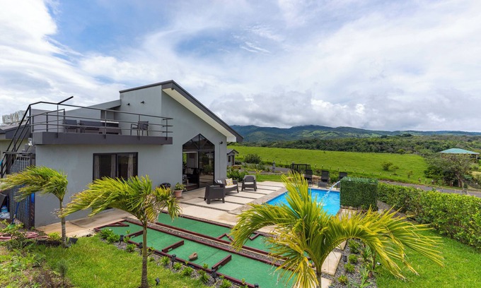 Sabalito House | La Vista! View of Arenal volcano & lake - Pool - Air conditioning - Great WiFi