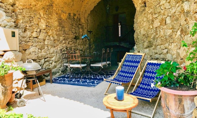 Lama House | LA VOUTE