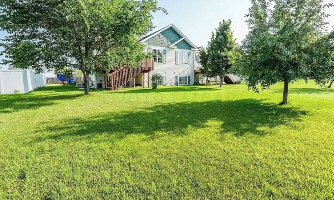 West Fargo House | Lachify's Serene townhouse