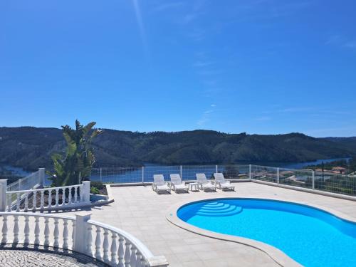 Ferreira do Zezere House | Lago Azul Villas