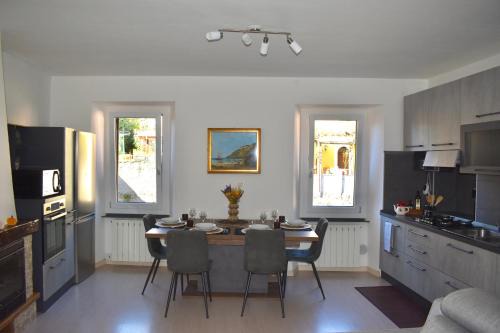 Lavena Ponte Tresa Apartment | Lago di Lugano - Casa Cecilia