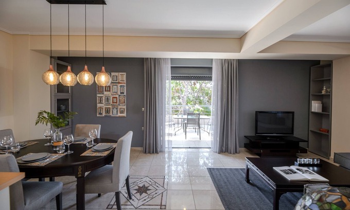 Lagonissi Apartment | Lagonisi Nelly's house/apartment