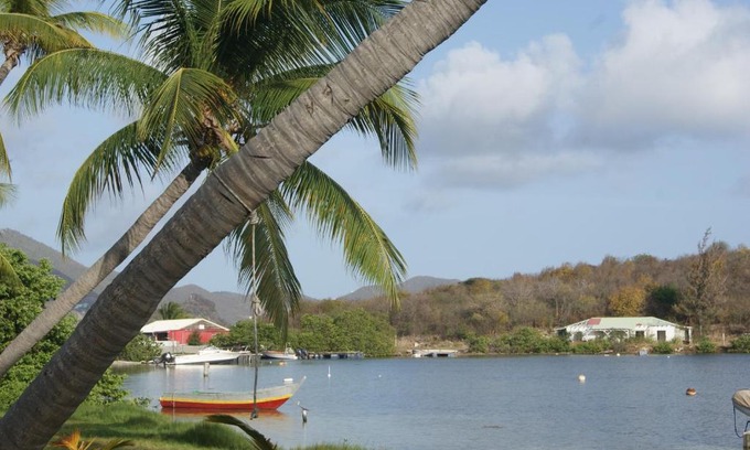 Nettle Bay Apartment | Lagoon Terrace grand studio