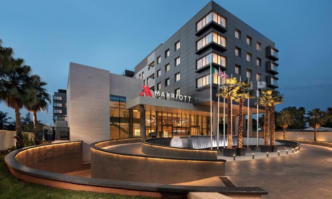 Ikeja Hotel | Lagos Marriott Hotel Ikeja