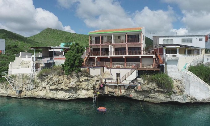 Lagun Villa | Lagun Ocean View Villa with Own Private Beach
