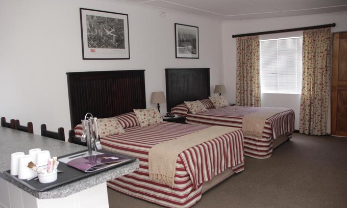 Laingsburg Bed & Breakfast | Laings Lodge
