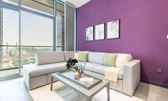 Jumeirah Lake Towers Apartment | Lake and City Views 1BR, Short Distance to Metro