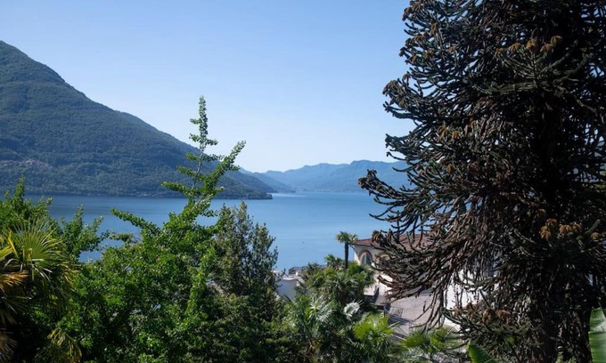 Brissago Apartment | Lake Blues