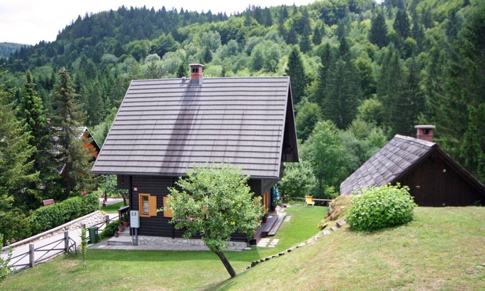 Studor House | Lake Bohinj - Quiet 2 Houses by the river