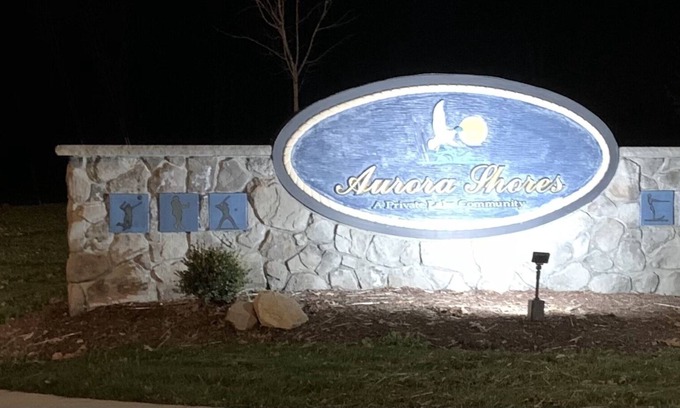 Reminderville Condo | Lake community condo!!